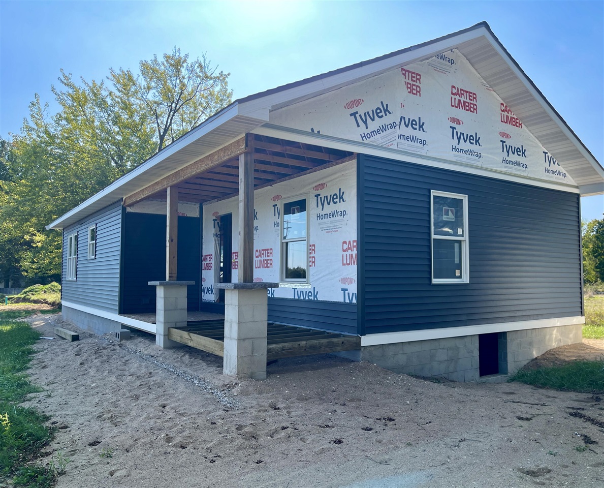 Homes for sale in Pentwater, MI | 6193 S Pere Marquette Hwy, Pentwater, MI 49449 | MLS# 70434679