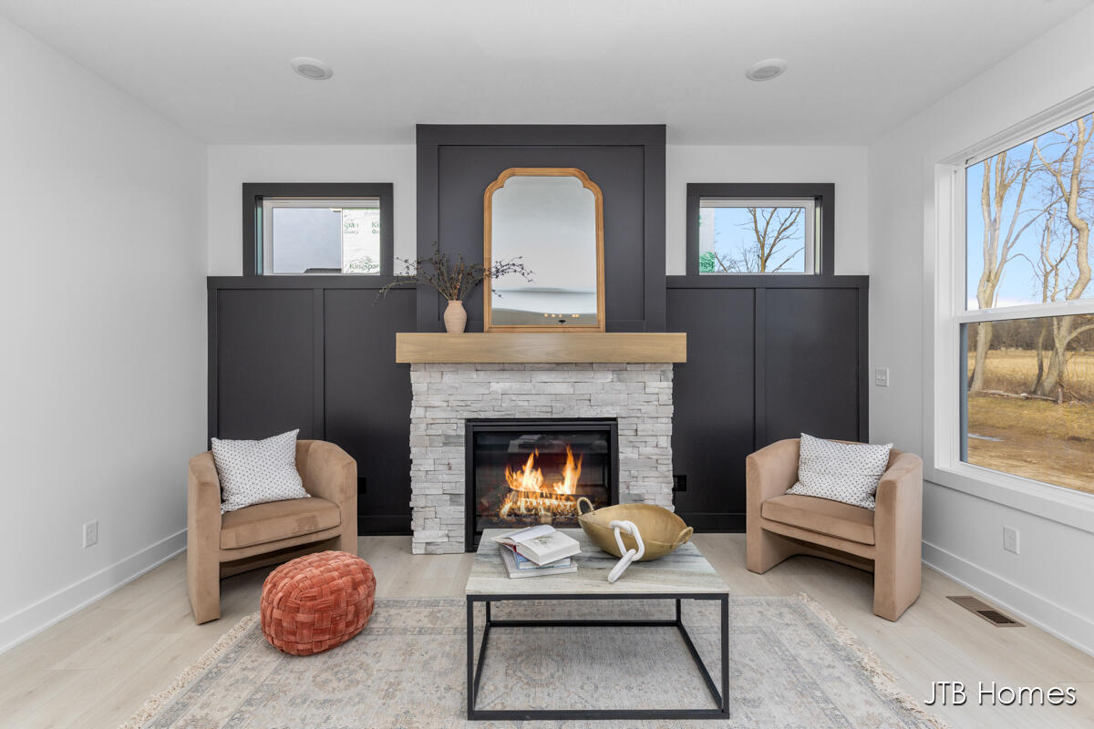 Homes for sale in Rockford, MI | 7867 Woodhurst Dr, Rockford, MI 49341 | MLS# 70437383