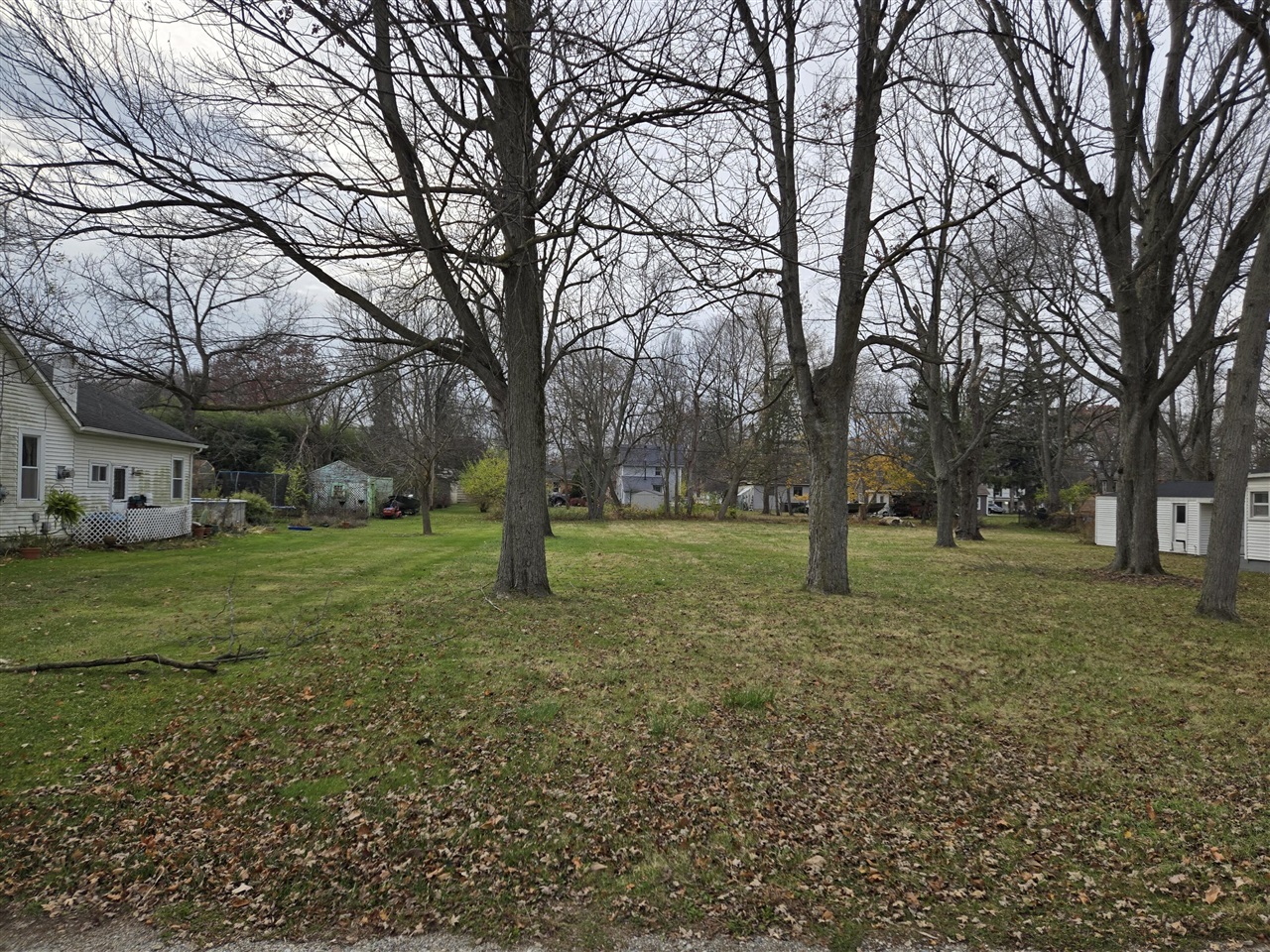 Homes for sale in Grosse Ile, MI | 25438 4Th St, Grosse Ile, MI 48138 | MLS# 70442398