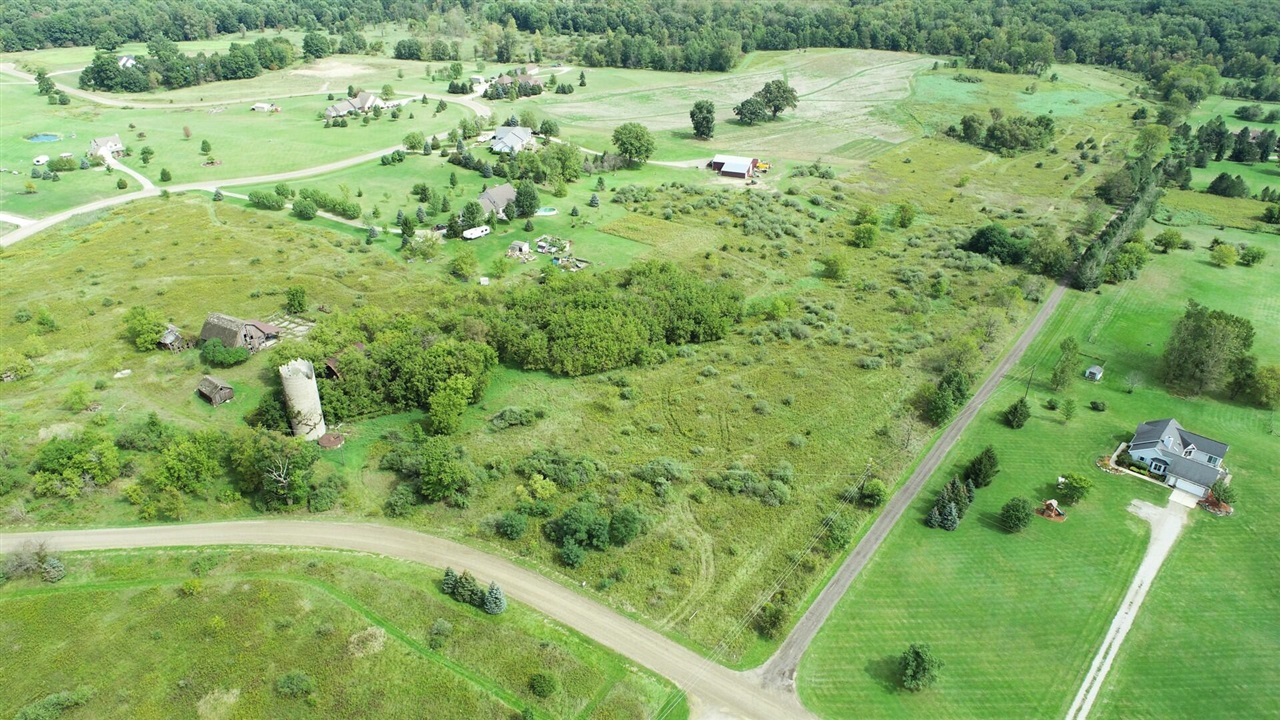 Homes for sale in Howell, MI | 5080 Crandall Rd, Howell, MI 48855 | MLS# 70447084