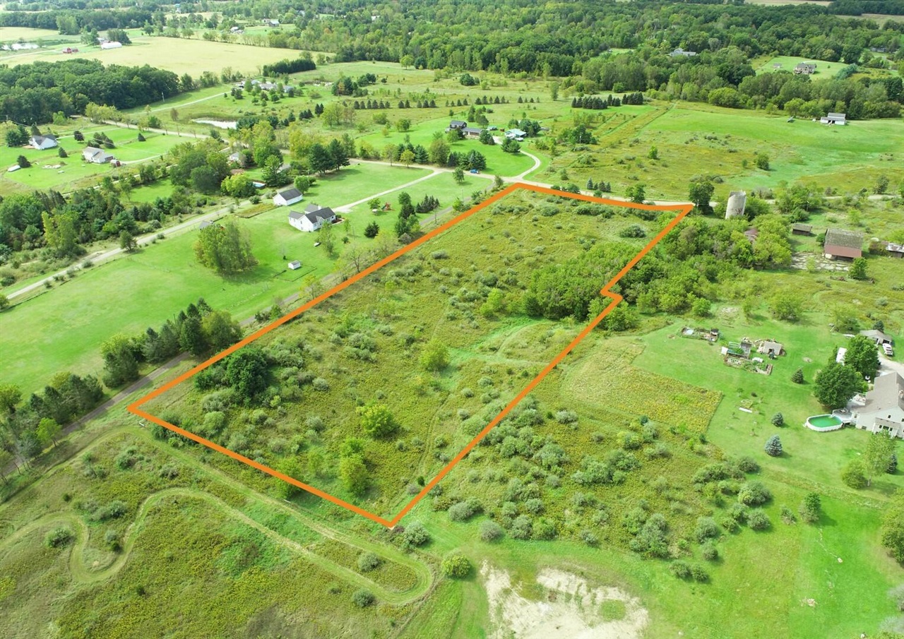 Homes for sale in Howell, MI | 5080 Crandall Rd, Howell, MI 48855 | MLS# 70447084