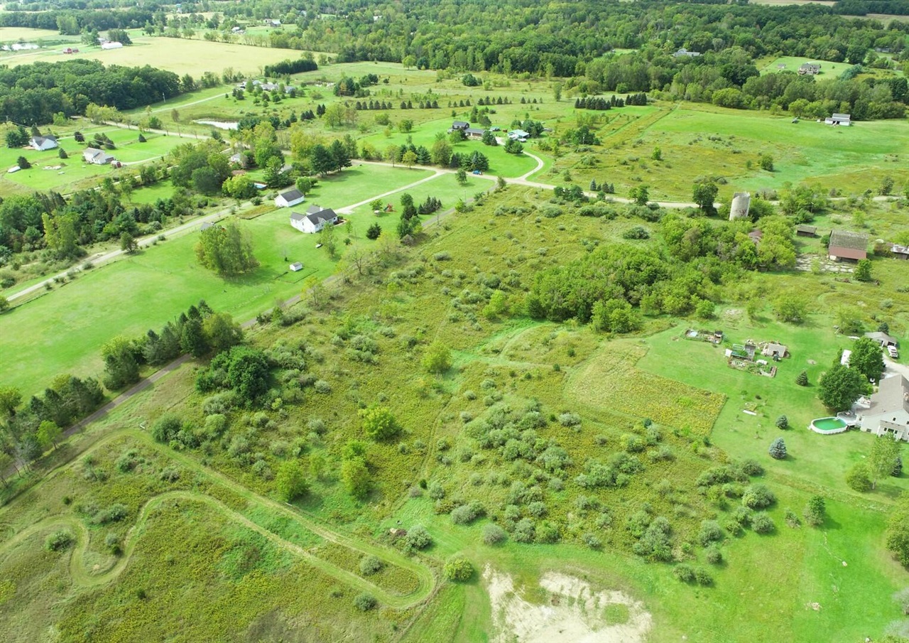 Homes for sale in Howell, MI | 5080 Crandall Rd, Howell, MI 48855 | MLS# 70447084