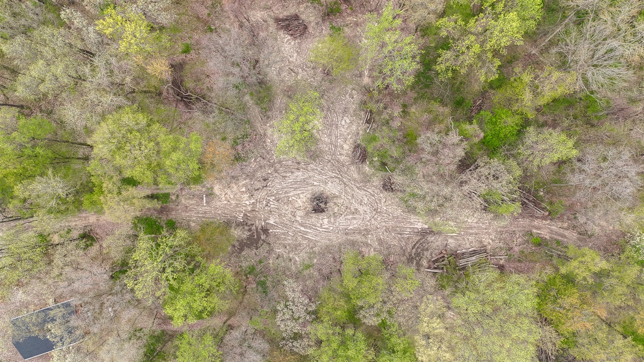 Homes for sale in Dowagiac, MI | 3 Forest Rd, Dowagiac, MI 49047 | MLS# 70448732