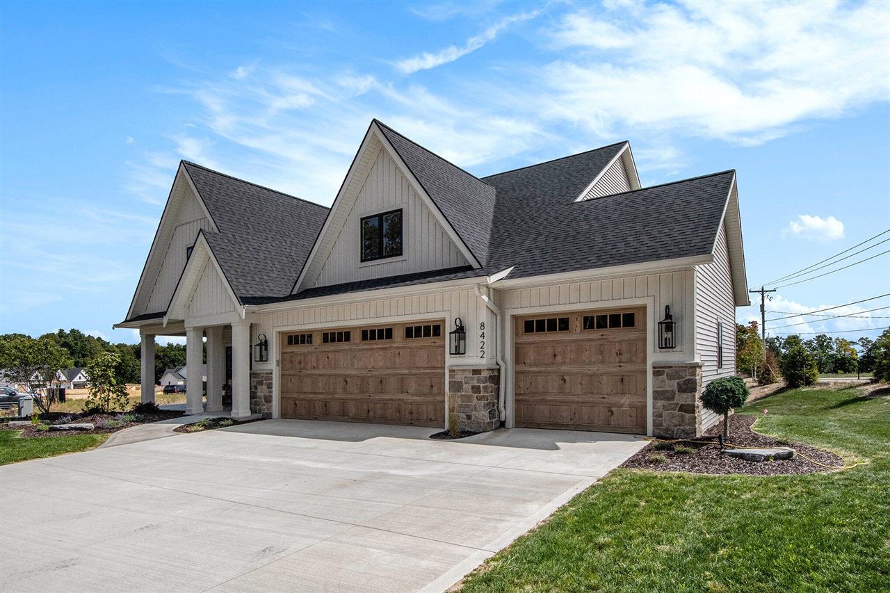 Homes for sale in Jenison, MI | 8422 Ravinewood Dr #31, Jenison, MI 49428 | MLS# 70448764