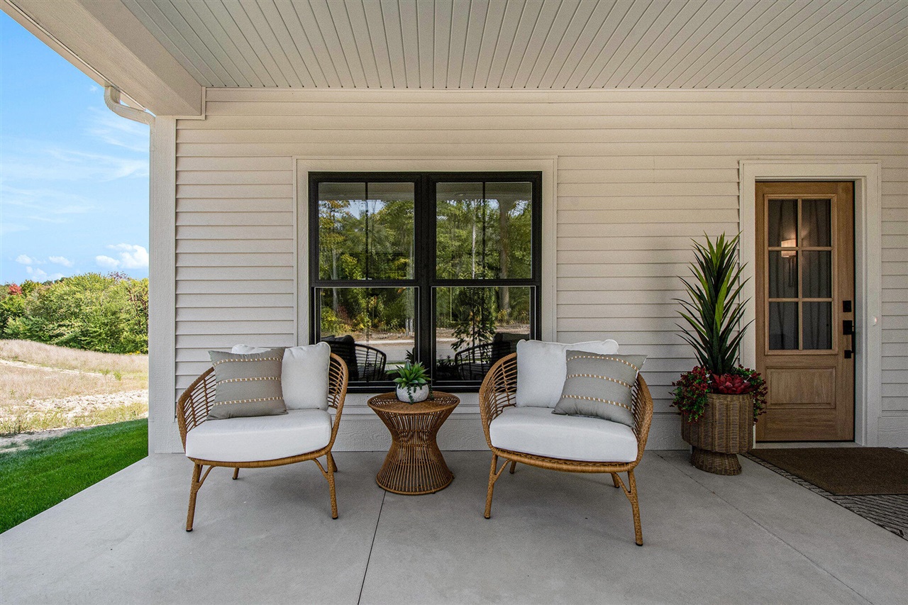 Homes for sale in Jenison, MI | 8422 Ravinewood Dr #31, Jenison, MI 49428 | MLS# 70448764