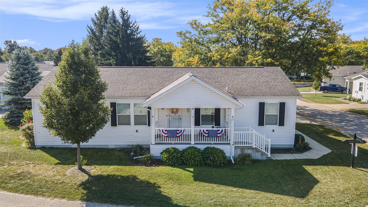 Homes for sale in Grand Rapids, MI | 7677 Skylark Dr, Grand Rapids, MI 49508 | MLS# 70449296
