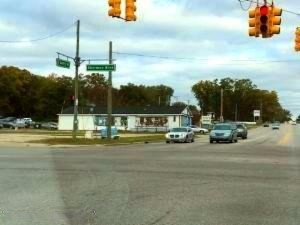 Homes for sale in Muskegon, MI | 2545 S Getty St, Muskegon, MI 49444 | MLS# 70450051