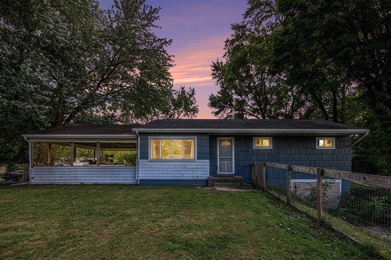 Homes for sale in Niles, MI | 2262 Warren Rd, Niles, MI 49120 | MLS# 70450522