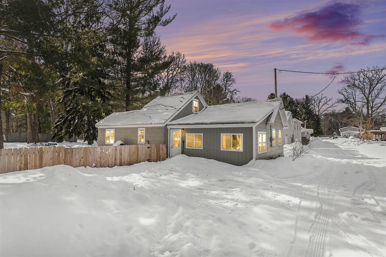 Homes for sale in Wellston, MI | 17111 Gene St, Wellston, MI 49689 | MLS# 70451931