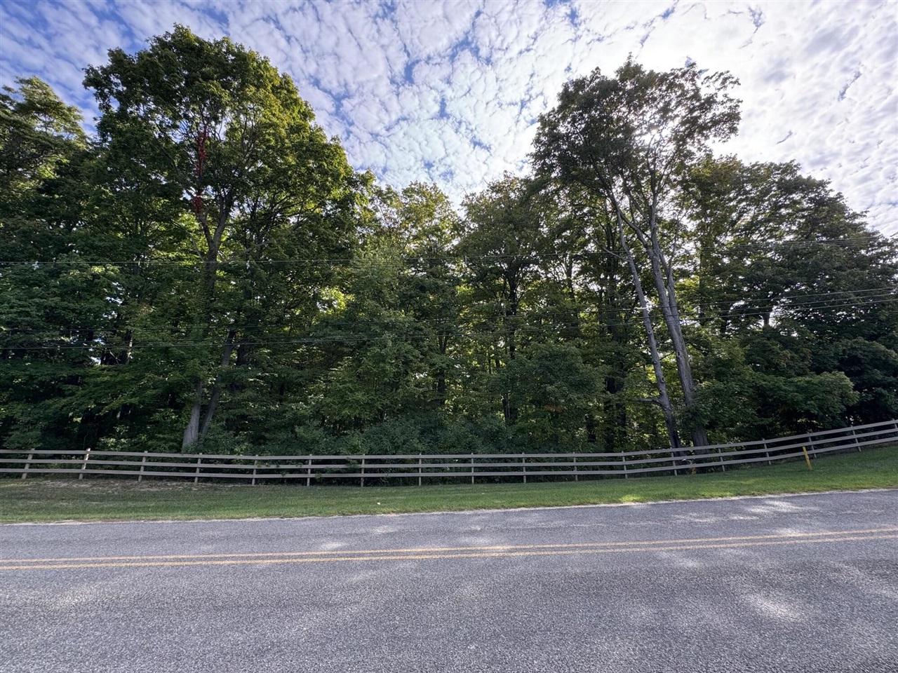 Homes for sale in South Haven, MI | 14606 Crest View Court, South Haven, MI 49090 | MLS# 70452583