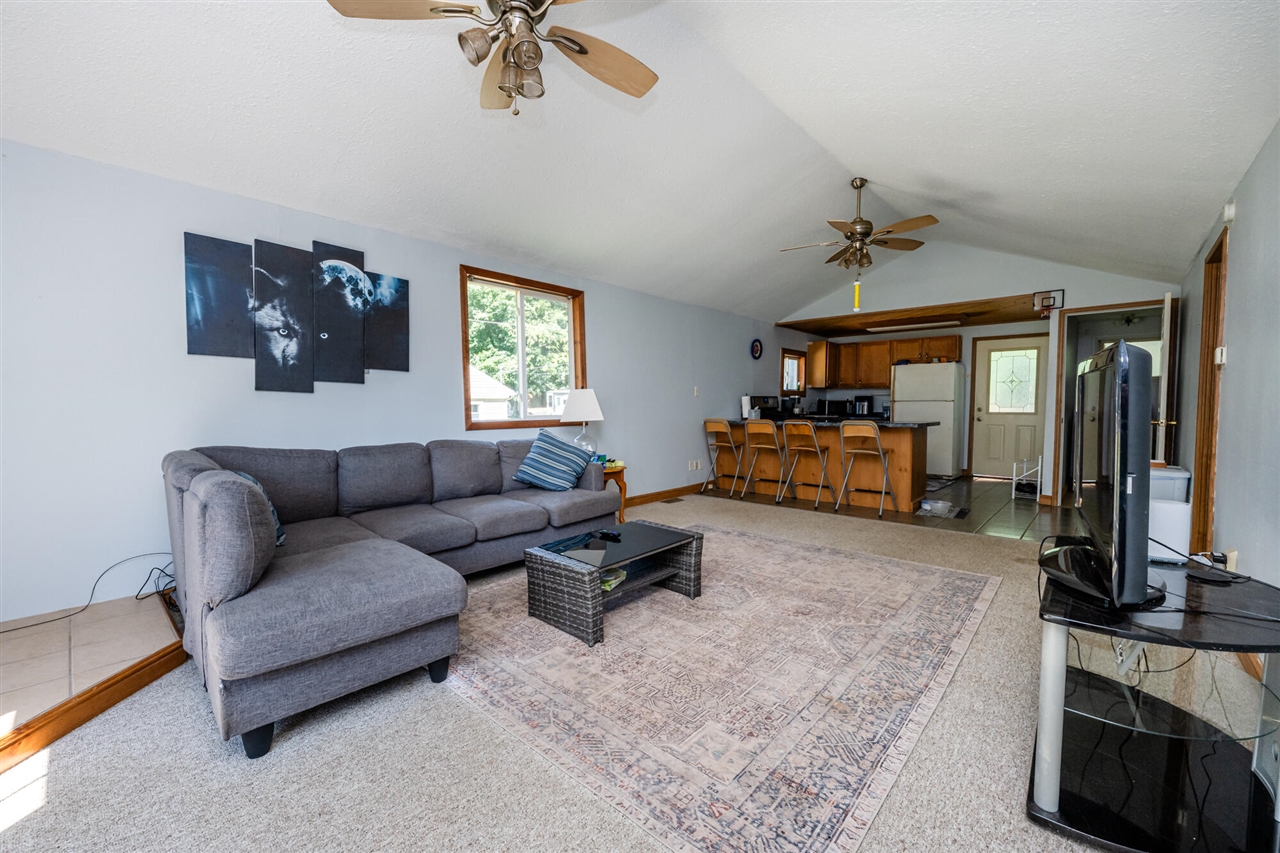 Homes for sale in Dowagiac, MI | 66368 Timmons Rd, Dowagiac, MI 49047 | MLS# 70452829