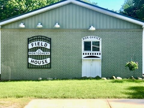 Homes for sale in Hillsdale, MI | 30 E Montgomery St, Hillsdale, MI 49242 | MLS# 70453839