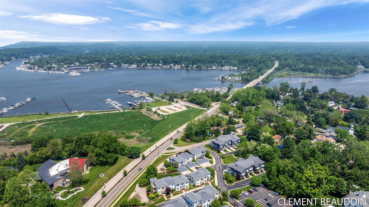 Homes for sale in Douglas, MI | 210 Garden Ter #A, Douglas, MI 49406 | MLS# 70453900