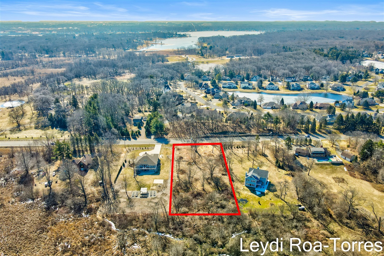 Homes for sale in Holland, MI | 893 W Lakewood Blvd, Holland, MI 49424 | MLS# 70455768