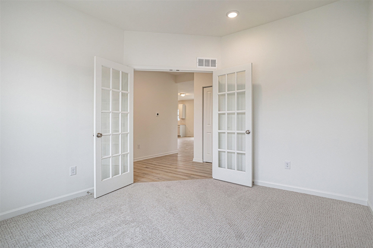 Homes for sale in Kalamazoo, MI | 5227 Brinson Ln, Kalamazoo, MI 49009 | MLS# 70456317