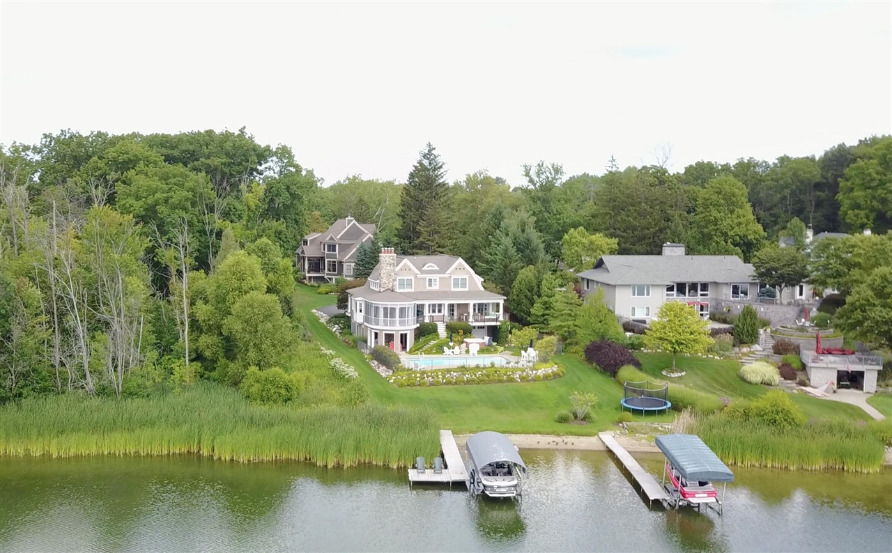 Homes for sale in East Grand Rapids, MI | 2634 Reeds Lake Ct, East Grand Rapids, MI 49506 | MLS# 70457391