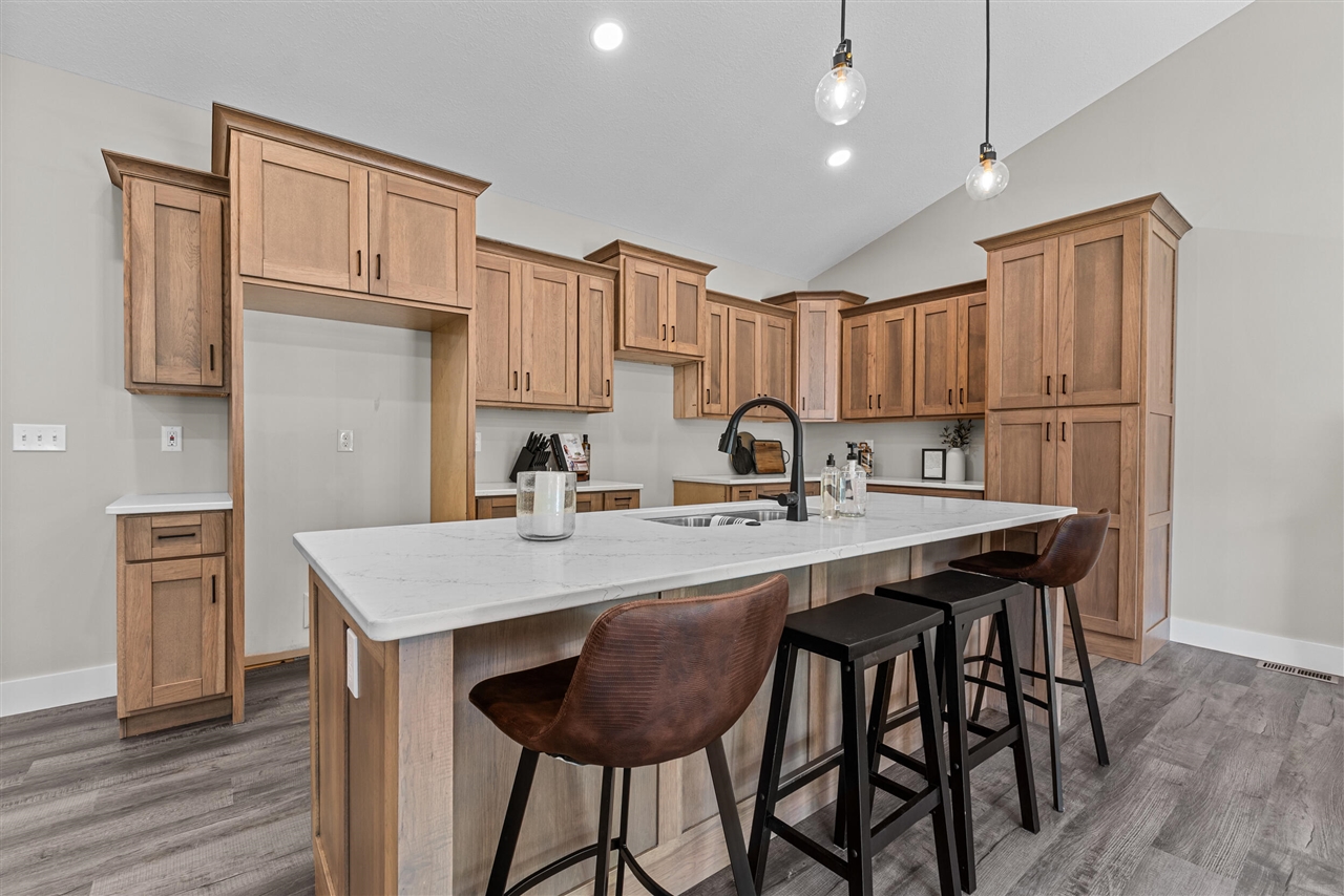 Homes for sale in Hillsdale, MI | 235 Auseon Ct, Hillsdale, MI 49242 | MLS# 70457513