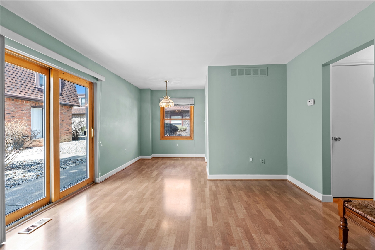 Homes for sale in Royal Oak, MI | 5025 Crooks Rd #48, Royal Oak, MI 48073 | MLS# 70458827