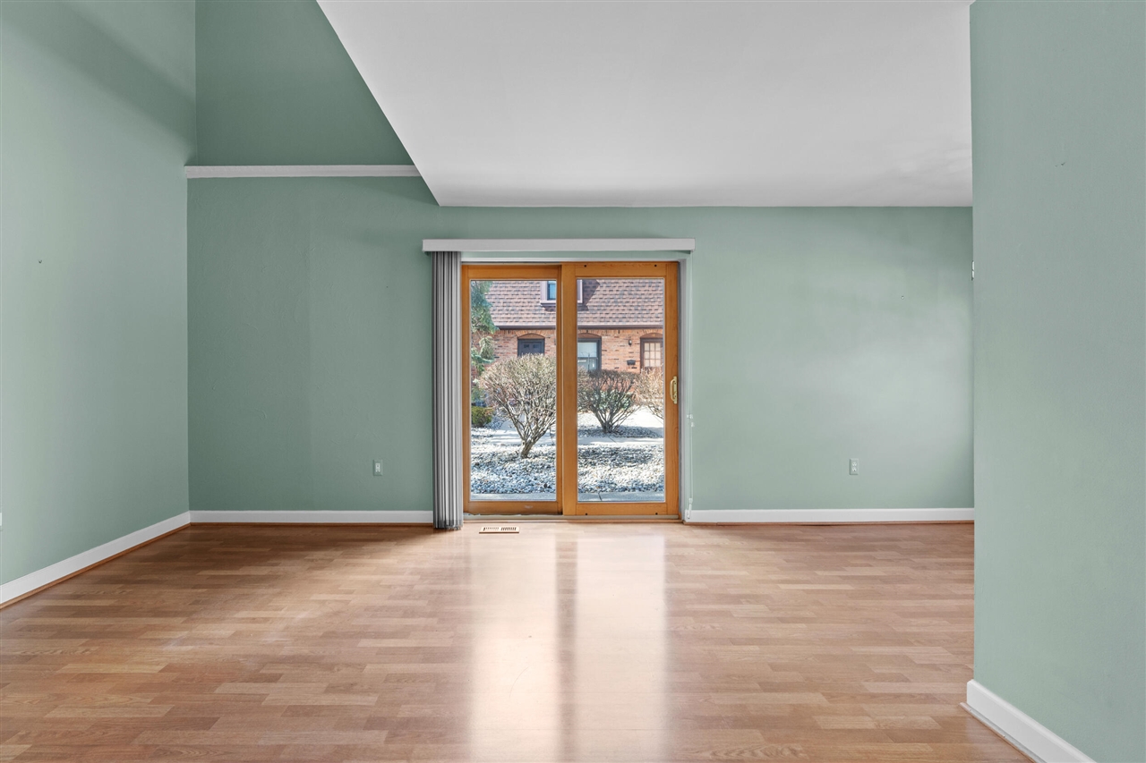 Homes for sale in Royal Oak, MI | 5025 Crooks Rd #48, Royal Oak, MI 48073 | MLS# 70458827