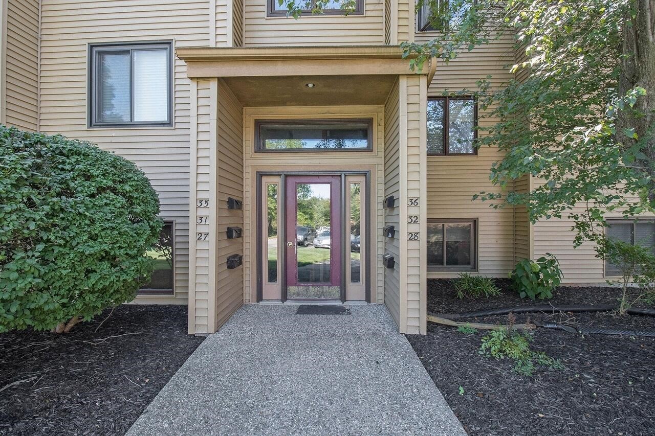 Homes for sale in Holland, MI | 300 Farington Blvd #36, Holland, MI 49423 | MLS# 70459017