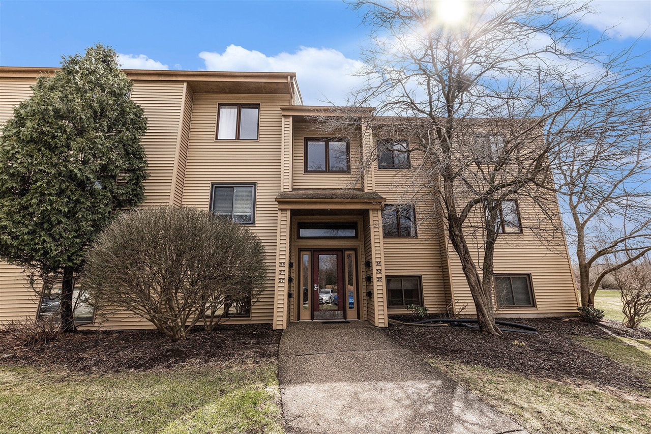 Homes for sale in Holland, MI | 300 Farington Blvd #36, Holland, MI 49423 | MLS# 70459017