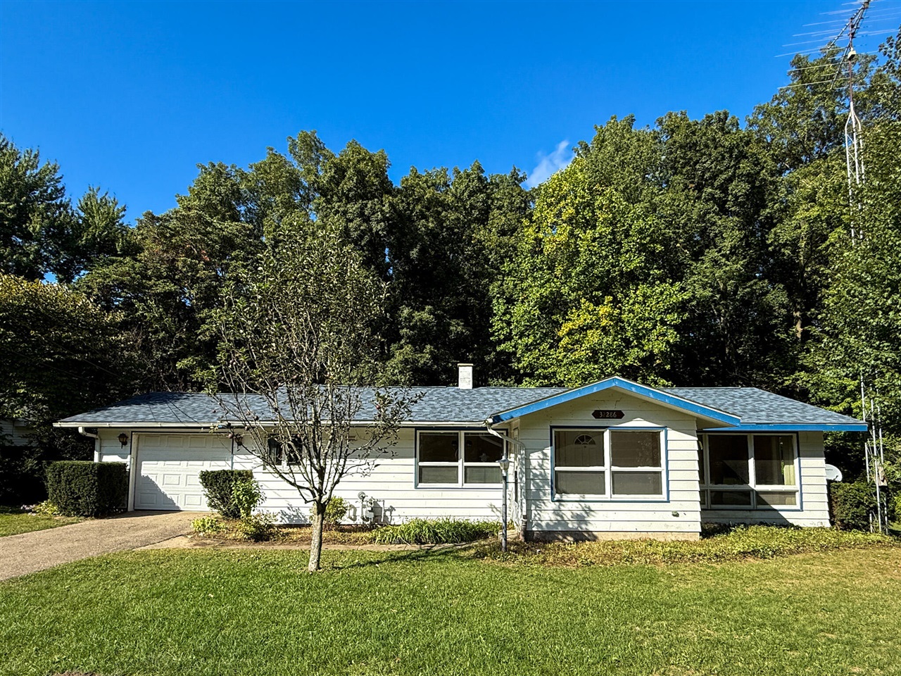 Homes for sale in Dowagiac, MI | 32286 Center St, Dowagiac, MI 49047 | MLS# 70459735