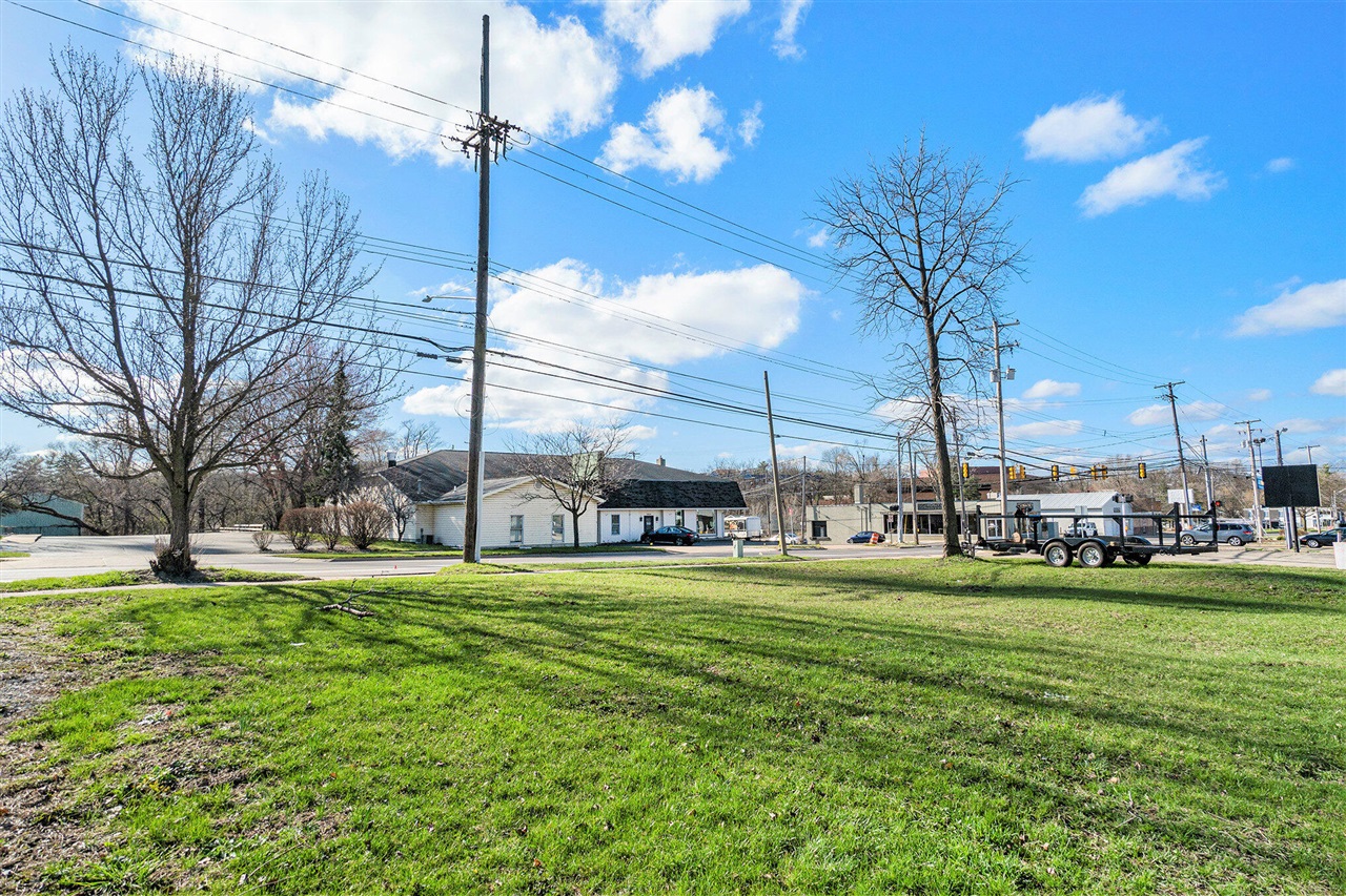 Homes for sale in Kalamazoo, MI | 1817 S Westnedge Ave, Kalamazoo, MI 49008 | MLS# 70460982