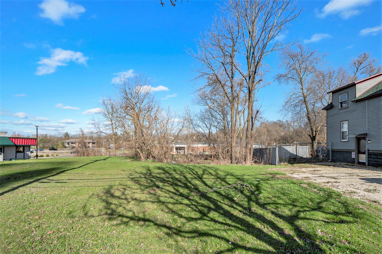 Homes for sale in Kalamazoo, MI | 1813, 1817 S Westnedge Ave, Kalamazoo, MI 49008 | MLS# 70460984