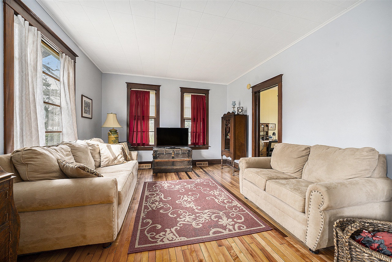 Homes for sale in Fennville, MI | 124 Th Ave, Fennville, MI 49408 | MLS# 70461296