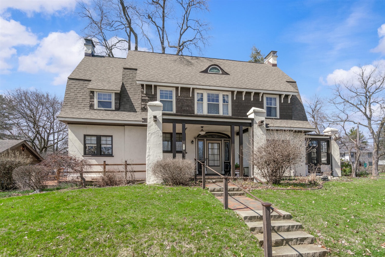 Homes for sale in Kalamazoo, MI | 204 Monroe St, Kalamazoo, MI 49006 | MLS# 70461322