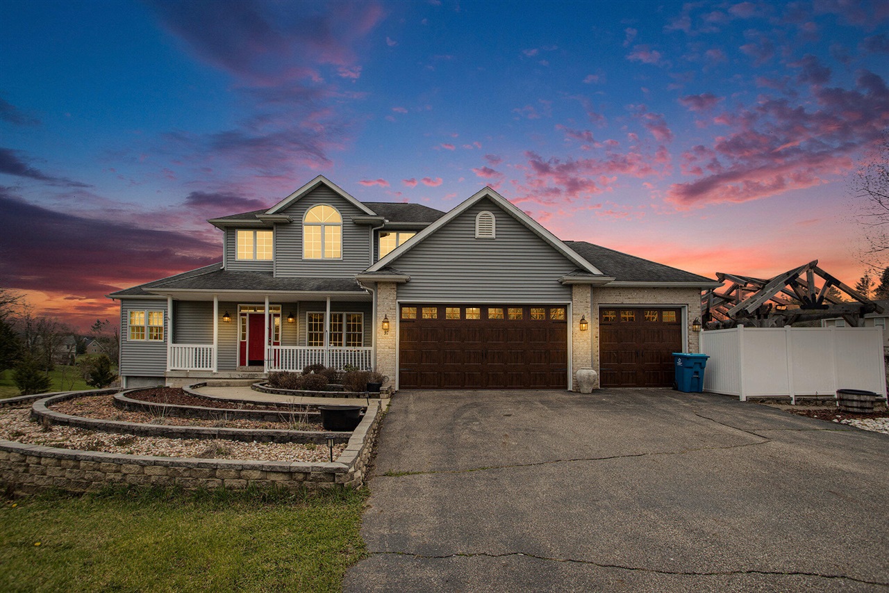 Homes for sale in Battle Creek, MI | 97 Shadow Bend Ln, Battle Creek, MI 49014 | MLS# 70463346