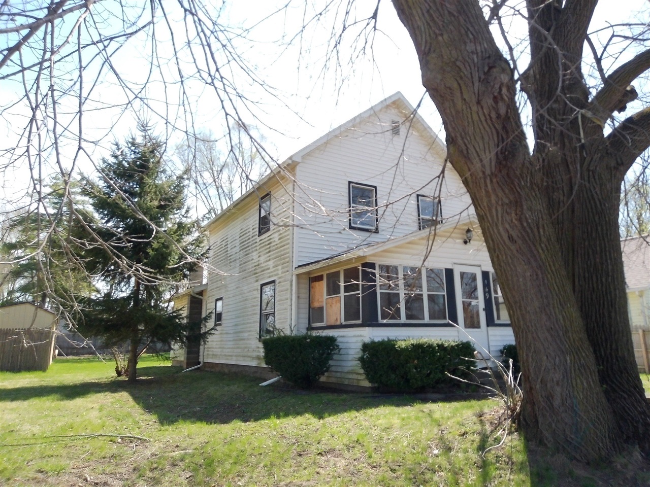 Homes for sale in Jackson, MI | 149 Mantle Ave, Jackson, MI 49202 | MLS# 70463771