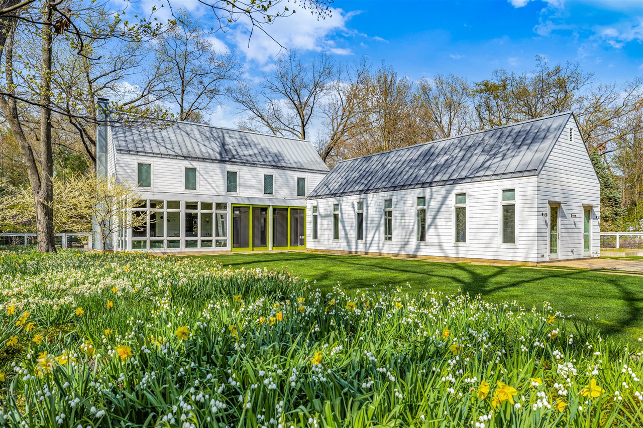 Homes for sale in New Buffalo, MI | 16453 Meadow Wood Dr, New Buffalo, MI 49117 | MLS# 70463954