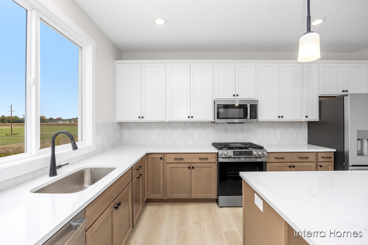 Homes for sale in Allendale, MI | 11314 Shoreline Dr #119, Allendale, MI 49401 | MLS# 70464097