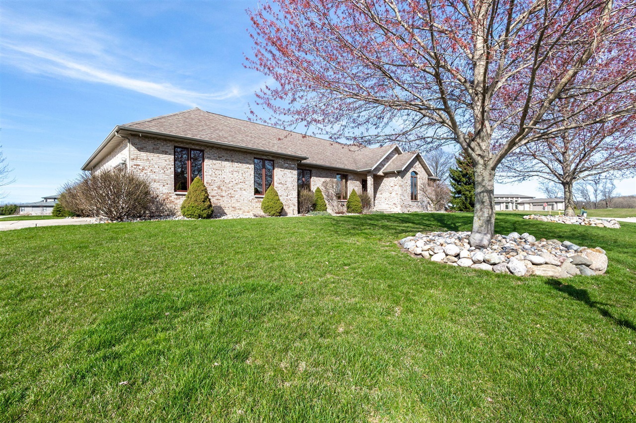 Homes for sale in Update, IN | 2776 W Hogan Dr, Update, IN 46350 | MLS# 70464865