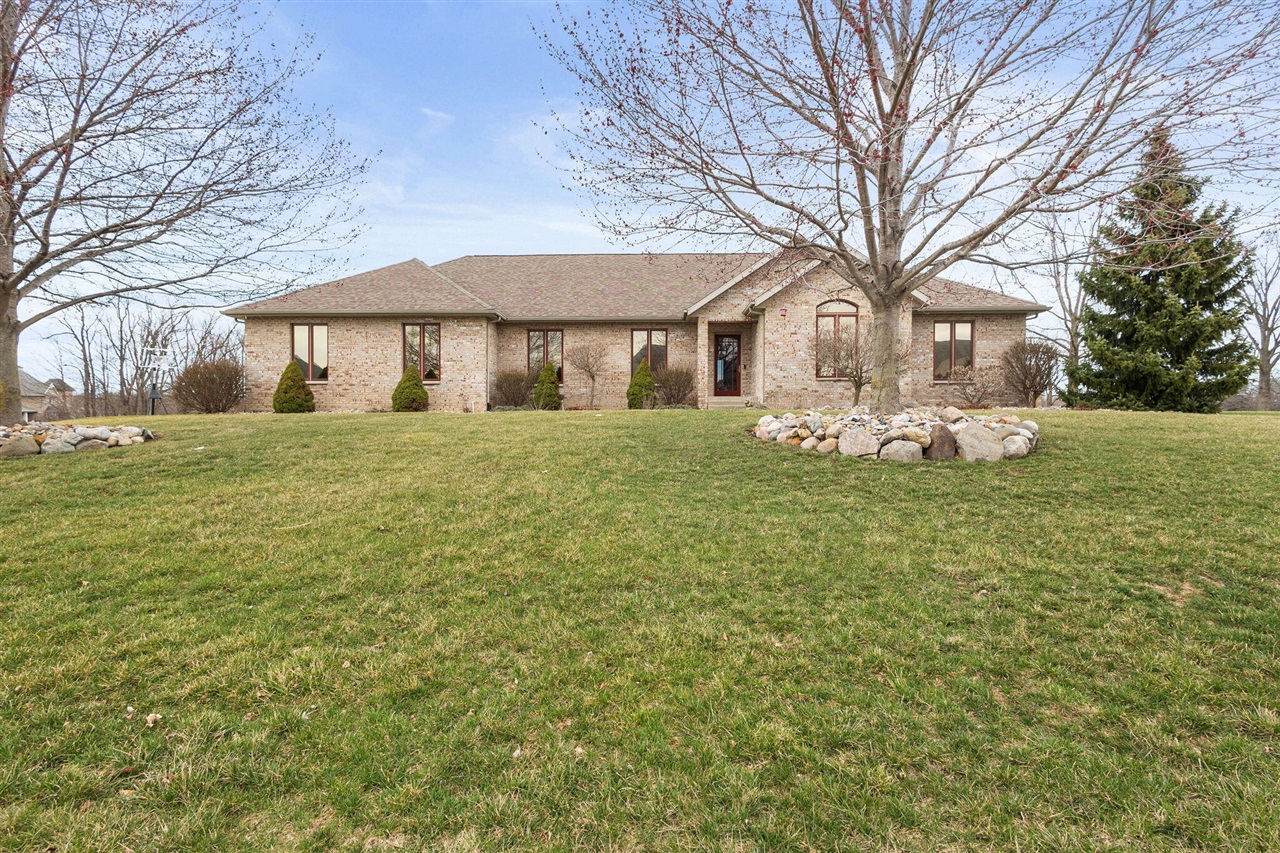 Homes for sale in Update, IN | 2776 W Hogan Dr, Update, IN 46350 | MLS# 70464865