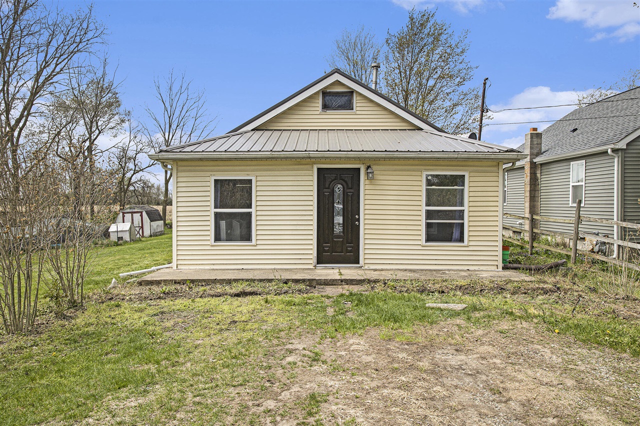 Homes for sale in Bronson, MI | 640 S Walker St, Bronson, MI 49028 | MLS# 70465335