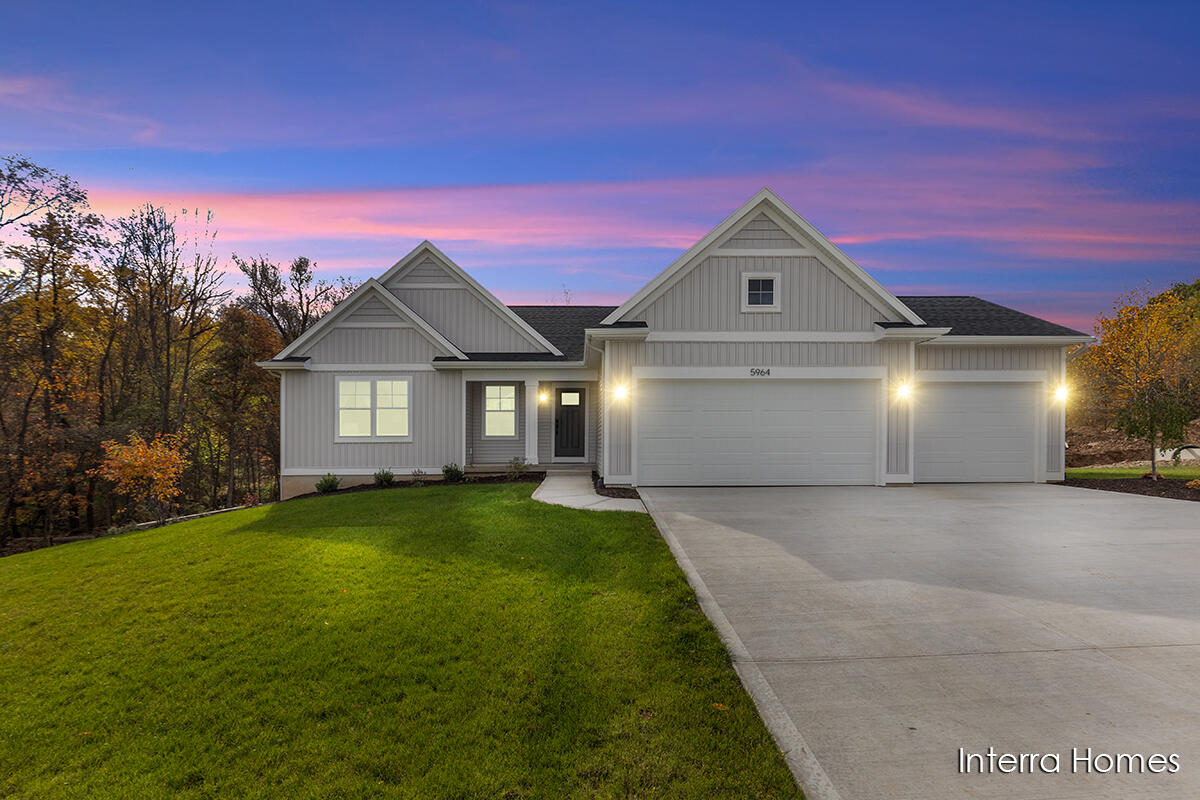 Homes for sale in Caledonia, MI | 5964 Valley Point Dr, Caledonia, MI 49316 | MLS# 70465950