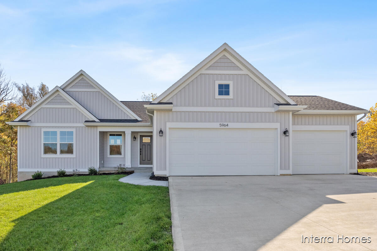 Homes for sale in Caledonia, MI | 5964 Valley Point Dr, Caledonia, MI 49316 | MLS# 70465950