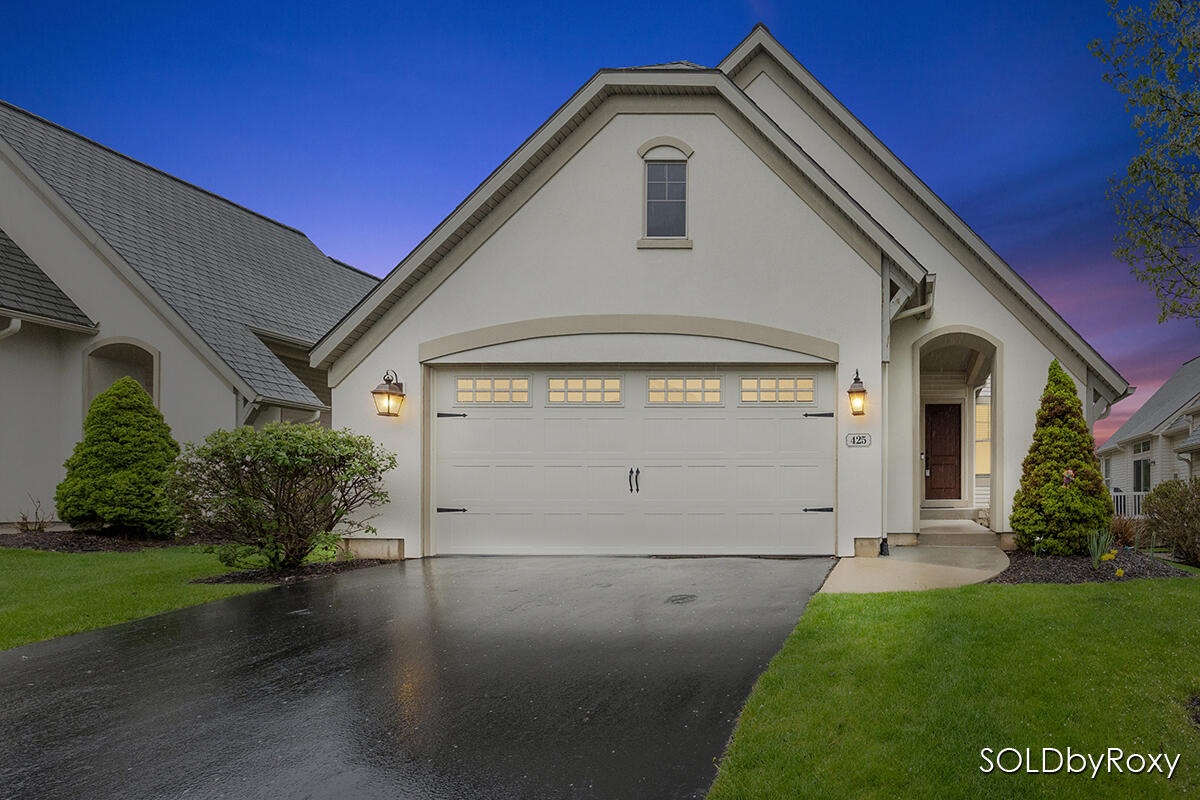 Homes for sale in Grand Rapids, MI | 425 Enclave Ct, Grand Rapids, MI 49546 | MLS# 70466029