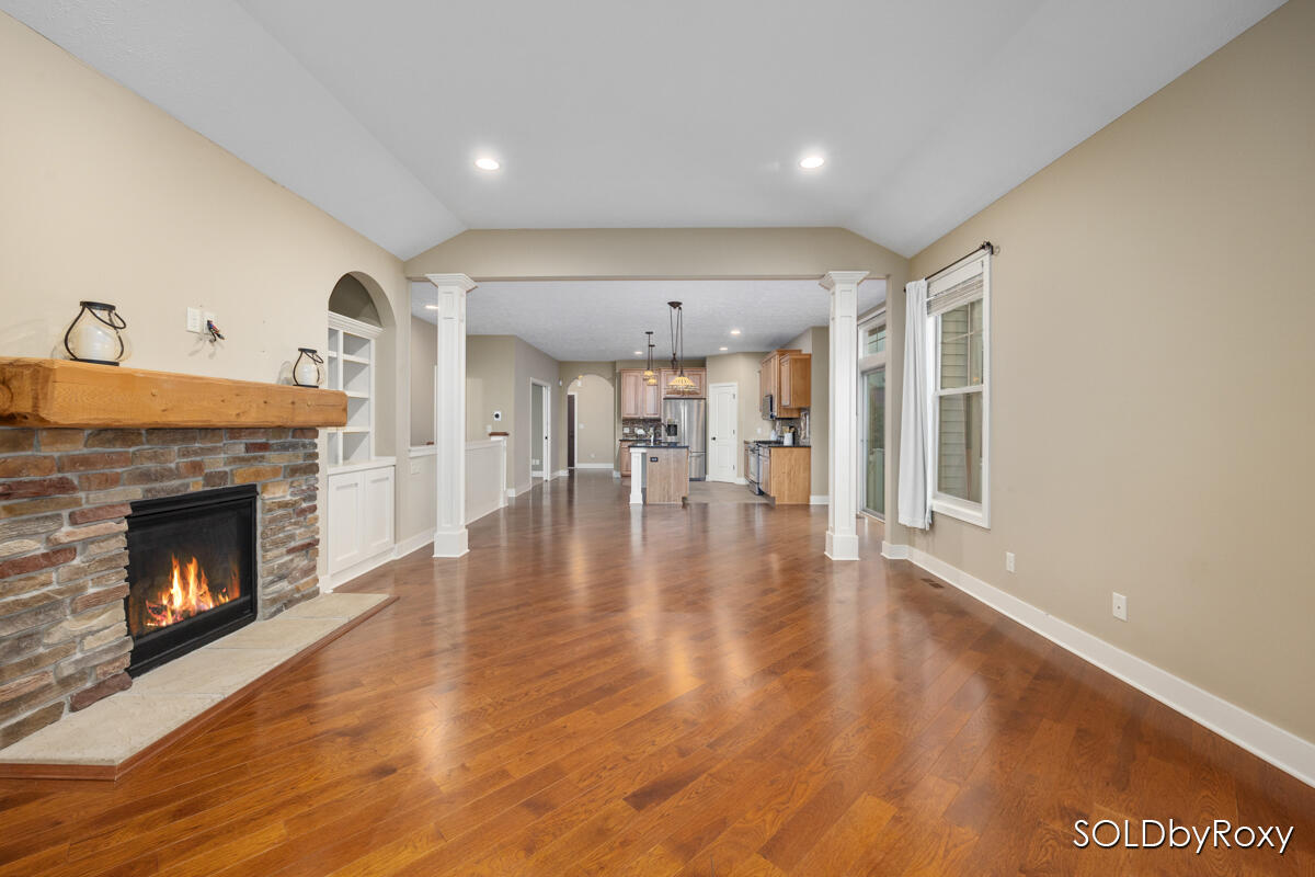 Homes for sale in Grand Rapids, MI | 425 Enclave Ct, Grand Rapids, MI 49546 | MLS# 70466029