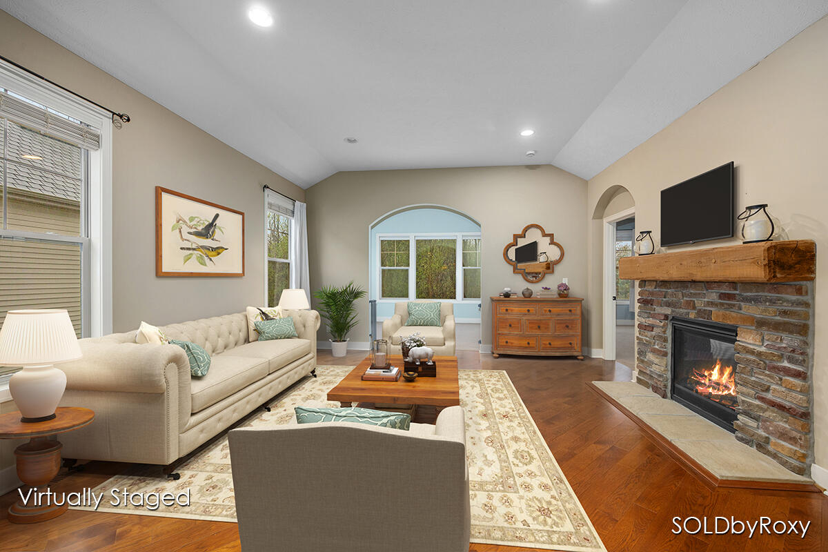 Homes for sale in Grand Rapids, MI | 425 Enclave Ct, Grand Rapids, MI 49546 | MLS# 70466029