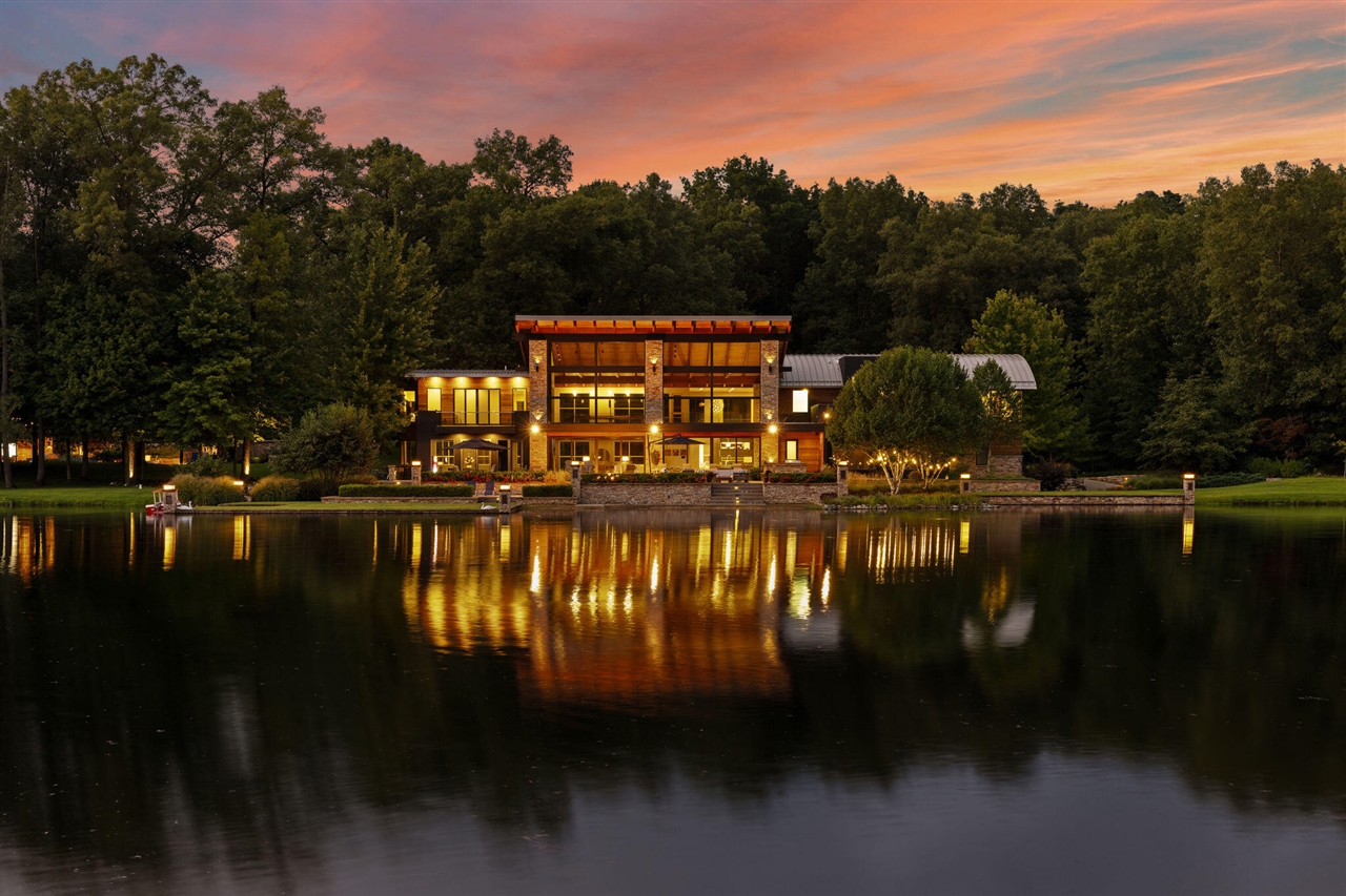 Homes for sale in Kalamazoo, MI | 10463 W H Ave, Kalamazoo, MI 49009 | MLS# 70466221