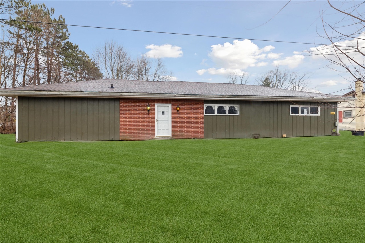 Homes for sale in Dowagiac, MI | 30485 Pokagon Hwy, Dowagiac, MI 49047 | MLS# 70466479