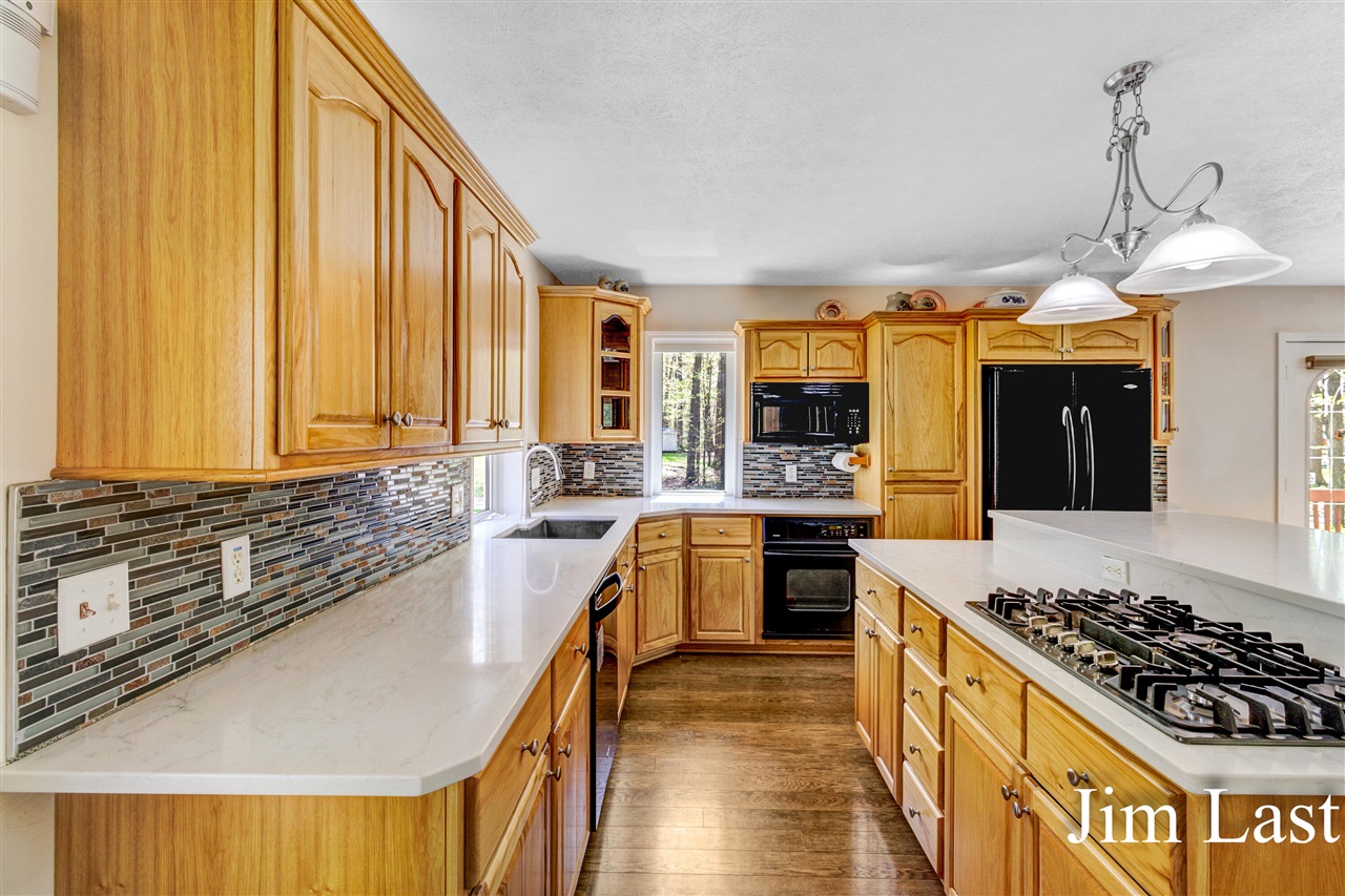 Homes for sale in Newaygo, MI | 5655 Cozy Point Dr, Newaygo, MI 49337 | MLS# 70467068