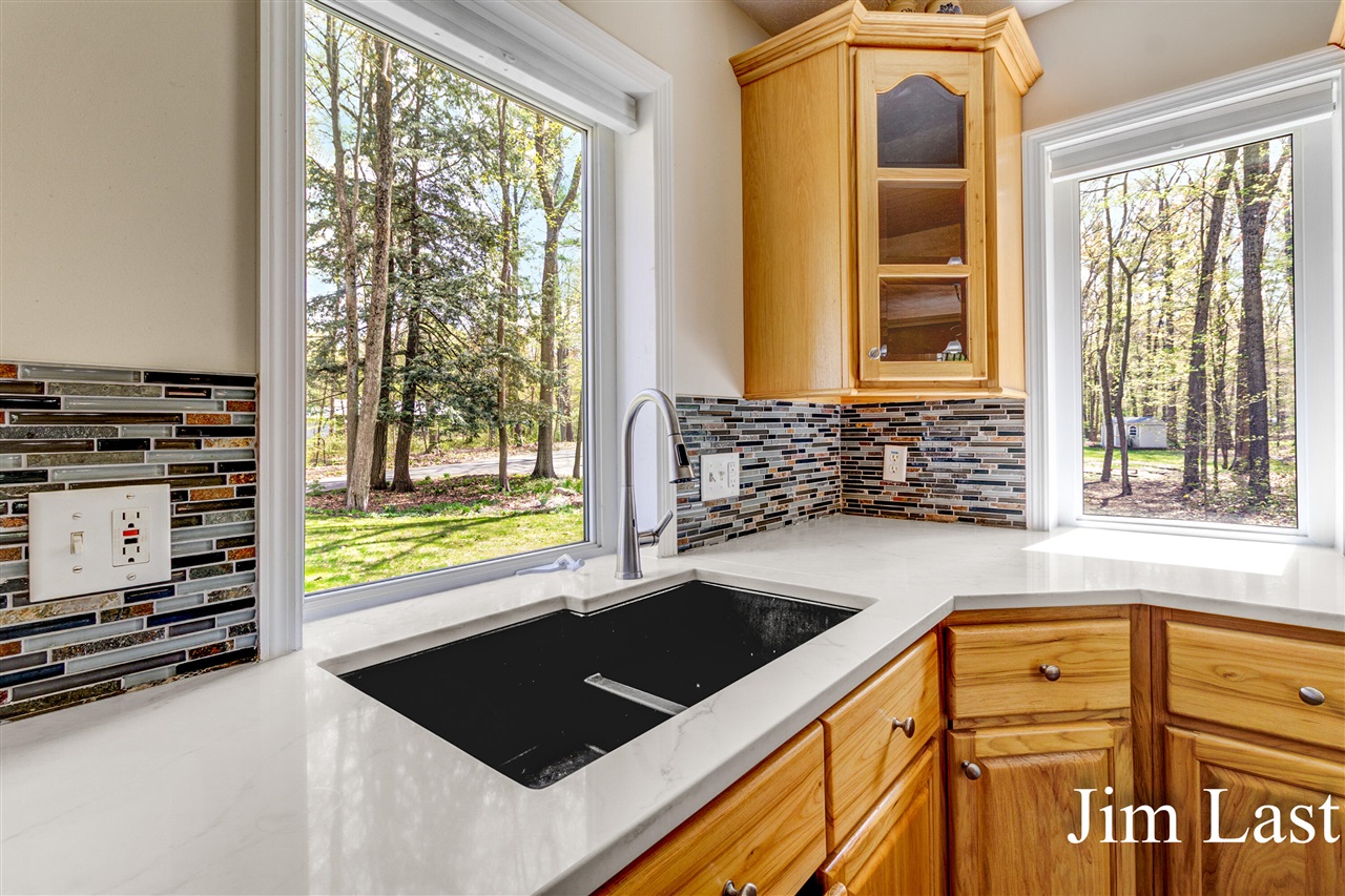 Homes for sale in Newaygo, MI | 5655 Cozy Point Dr, Newaygo, MI 49337 | MLS# 70467068