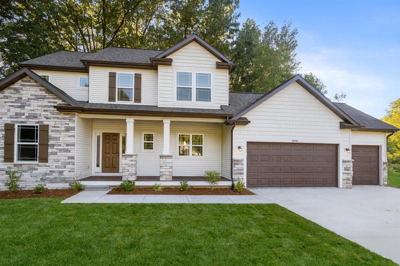 Homes for sale in Jackson, MI | 46 Coronado Dr, Jackson, MI 49201 | MLS# 70467884