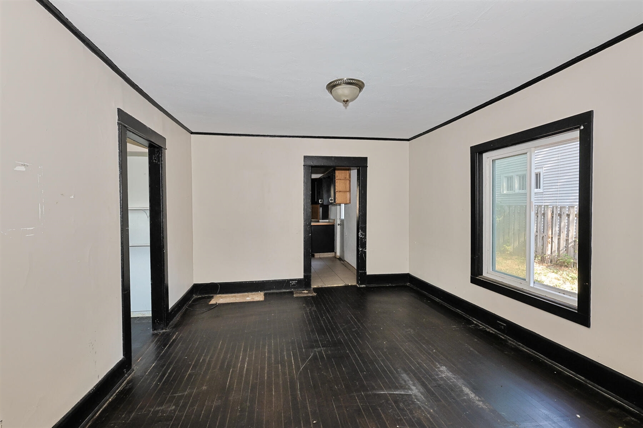 Homes for sale in Grand Rapids, MI | 1335 Kalamazoo Ave, Grand Rapids, MI 49507 | MLS# 70467886