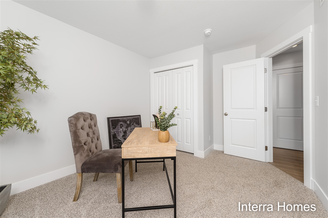 Homes for sale in Kalamazoo, MI | 1531 N Village Cir, Kalamazoo, MI 49009 | MLS# 70468087