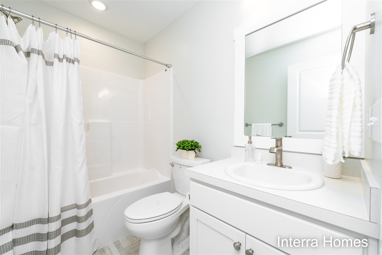 Homes for sale in Kalamazoo, MI | 1531 N Village Cir, Kalamazoo, MI 49009 | MLS# 70468087